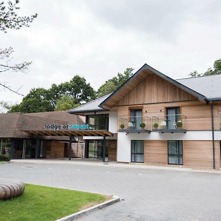 Lodge At Solent Fareham Extérieur photo