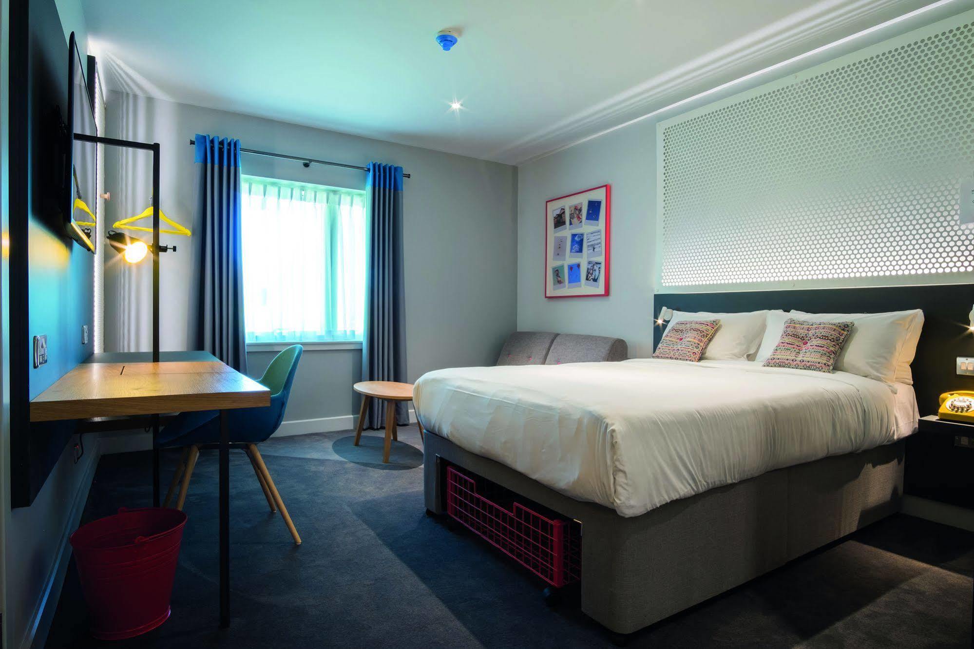 Lodge At Solent Fareham Extérieur photo
