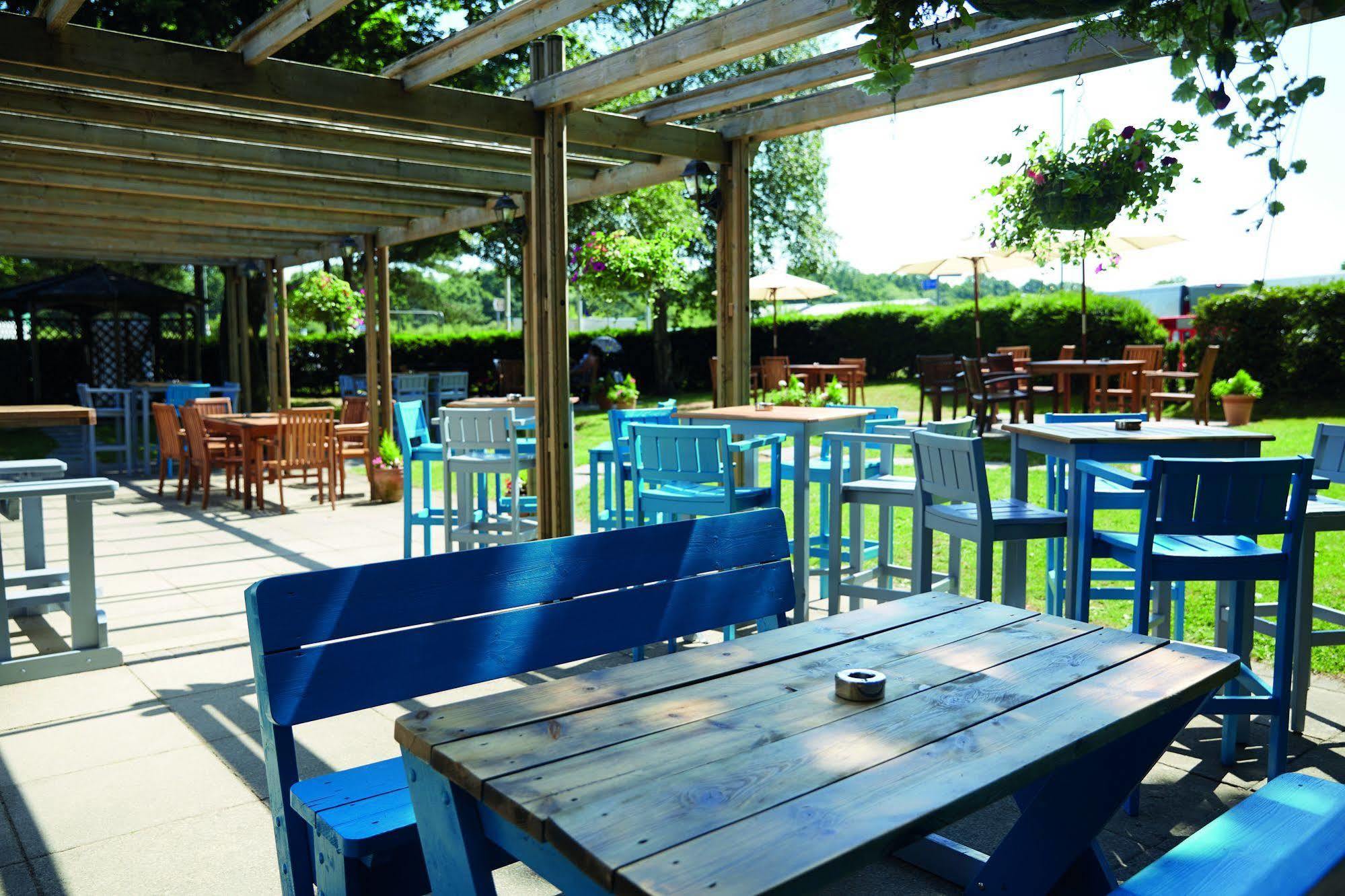 Lodge At Solent Fareham Extérieur photo